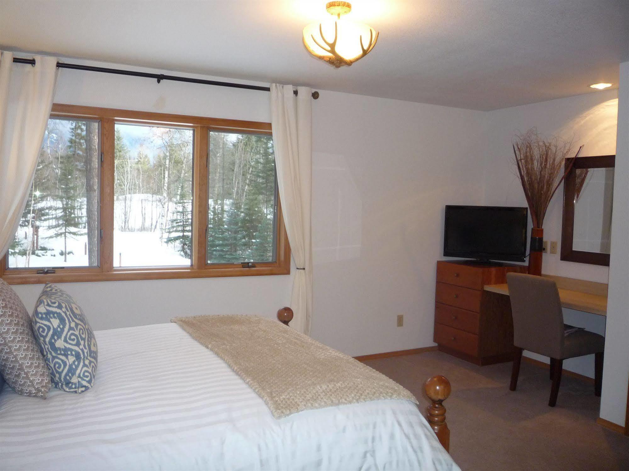 Meadow Lake View Bed And Breakfast Columbia Falls Extérieur photo